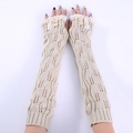 Mitaines longues tricotées d'hiver avec dentelle et boutons en bois couleur crème - Beige