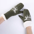 Mitaines tricotées vert olive avec motif renne et doublure chaude en peau de mouton - Vert