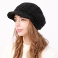 Gorra de punto trenzado negro para mujer con forro polar y visera para el invierno - Talla única / Negro