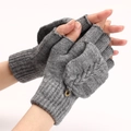 Gants à rabat tricotés gris foncé pour la chaleur extérieure en automne et hiver - Gris clair