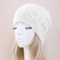 Bonnet en maille blanche pour hommes et femmes avec motifs torsadés et bord côtelé - Taille unique / Blanc