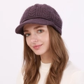 Gorra de punto con ochos en color púrpura oscuro y forro polar para mujer - Talla única / Púrpura profundo
