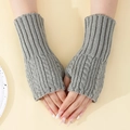 Manguitos de punto trenzado gris para mujer, guantes cálidos de invierno sin dedos - Talla única / Gris claro
