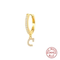 Orecchino a cerchio in argento S925 con ciondolo lettera C dorato e pavé diamanti - Lettera C / Oro