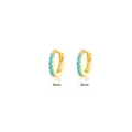 Σκουλαρίκια Huggie 6mm από ασήμι 925 με επιχρύσωση 18K και τυρκουάζ πέτρες - Αριθμός 6 / Κίτρινο Χρυσό - Τυρκουάζ