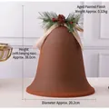 Rustikale braune Weihnachtsglocke mit Tannenzapfen, Leinenschleife, 20,2 cm Durchmesser - Groß / Rostrot