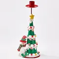 Weihnachtlicher Kerzenhalter Stil A mit Schneemann und festlichem Baum auf Weiß - Schneemann umarmt Baum Stil (Stil A)