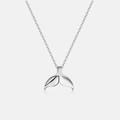Minimalistische S925 Sterling Silber Kette mit poliertem Fischschwanz Anhänger und Gliederkette - Silber