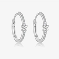 Elegante S925 Silber Creolen mit Zirkonia und markantem X-förmigem Kreuzdesign - Ohrringe mit Kreuzknoten / Silber