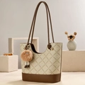 Plaid Gänseblümchen-Einkaufstasche mit Monogramm-Muster und Plüschpuppen-Anhänger - 32*10.5*26 / Aprikose