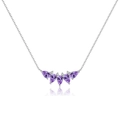 Elegante Halskette aus S925 Sterlingsilber mit lila Tropfensteinen und weißen Zirkonia - Halskette / Weißgold