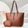 Sac cabas marron vintage avec pochette zippée assortie sur présentoir minimaliste - Jaune Terre