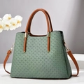 Dunkelgrüne gewebte Handtasche mit braunen Ledergriffen und goldenen Metallakzenten - 30*14*26 / Grün