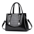 Bolso de mano negro brillante para mujer con diseño de cocodrilo y herrajes plateados - Negro