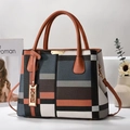 Sac à main avec rayures géométriques color-block, poignées et bandoulière amovible - Jaune Terre
