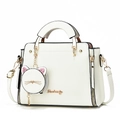 Elegant white leather handbag with cat-shaped charm and golden brand logo accents - 25*10*19 / Off White