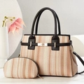Zweiteiliges Set aus beige-brauner Web-Tasche mit Ledergriffen und goldener Schnalle - Länge 29 Breite 13 Höhe 21cm / Khaki