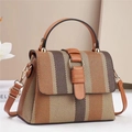 Bolso tejido a rayas marrones y beige con asas de cuero y hebilla dorada - L24 A11 A17 / Amarillo Tierra