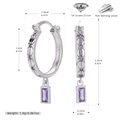 Makro-Detail von S925-Silber-Ohrringen mit rechteckigen lila Zirkonia-Anhängern - Silberne Basis Violetter Edelstein
