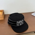 Schwarze flache Army-Cap aus Baumwolle mit weißer Fullness of Bliss Bestickung - Schwarz