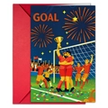 Dettaglio del biglietto d'auguri calcio con trofeo e busta rossa per tifosi - Stile Momento Goal Premiato (T020402247)