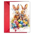 Tarjeta de Pascua en acuarela con conejos y huevos coloridos y sobre rojo a juego - Estilo Dos Conejos Marrones Con Nido De Huevos (T020402171)