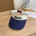 Visera solar azul marino y beige con bordado Greenich y correa trasera ajustable - Marino y Beige