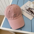Gorra de béisbol rosa de algodón con letra C bordada sobre fondo de madera azul - 56-58cm Ajustable / Rosa