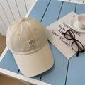 Gorra de béisbol beige clásica con letra C bordada en blanco y negro en algodón - 56-58cm Ajustable / Beige Caqui