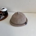 Khaki gebreide muts met opgerolde rand, geweven label en lusje aan de bovenkant - 56-58cm Elastisch / Khaki