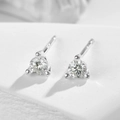 Orecchini a perno in argento 925 con zircone taglio brillante e castone a 3 griffe - Argento 925 / Argento