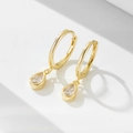 Elegante S925 sterling zilveren gouden oorbellen met peervormige zirkoonhangers - 925 zilver / Geel