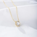 Elegant gold S925 silver necklace with oval halo zirconia pendant on white silk fabric - 925 Silver / Yellow