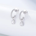 Orecchini a cerchio intrecciati in argento S925 con pendenti in zircone a goccia d'acqua - Argento 925 / Bianco