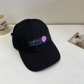 Cappellino da baseball classico in cotone nero con ricami rosa e blu e testo slogan - 56-58cm Regolabile / Nero