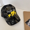 Cappellino camouflage vintage con ricamo 777 giallo 3D e scritta Praying bianca - 56-58cm (Regolabile) / Mimetico Nero