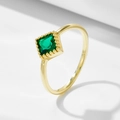 Minimalist silver ring with square emerald zircon in a luxury golden geometric setting - US 6 / Gold