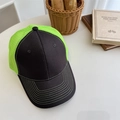 Casquette trucker en maille noir et vert fluo avec surpiqûres contrastées pour sport - 56-58cm Ajustable / Noir/Filet Vert