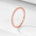 Elegante anillo eternity apilable en plata S925 con baño de oro rosa y circonitas - US 6 / Oro rosa