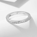 Anillo de plata minimalista con circonitas de corte redondo y baguette brillantes - US 5 / Plateado