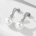 Dettaglio del marchio argento sterling S925 su orecchino di perle con zirconi - Argento 925 / Argento