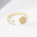 Dettaglio anello regolabile in argento S925 con smiley in zirconi e marchio S925 - US 5 / Giallo