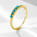 Minimalistischer Ring aus 925er Sterlingsilber mit sechs Türkis-Perlen für Damen - US 6 / Gold