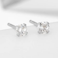 Pendientes minimalistas de plata s925 con circón de 3mm y engaste de cuatro garras - Plata 925 / Plateado