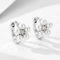 Eleganti orecchini in argento 925 a forma di fiore con perle bianche e zirconi - Argento 925 / Bianco