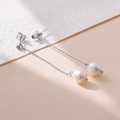Elegantes pendientes largos de plata S925 con gema verde y perlas naturales en forma de gota - Plata 925 / Blanco
