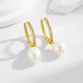Elegantes pendientes de aro de oro 18K con pavé de circonitas y perlas naturales - Plata 925 / Dorado