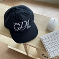 Klassische schwarze Streetstyle-Cap mit weißer 'The GDA Corp' Stickerei auf der Front - 56-59cm (Verstellbar) / Marine-Schwarz