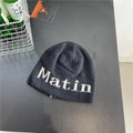 Bonnet en maille noire avec broderie Matin blanche pour un style d'hiver sobre - 56-59cm / Noir