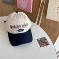 Cappellino vintage beige e blu navy con ricamo Weekend holiday sulla parte frontale - 56-59cm (Regolabile) / Blu Notte